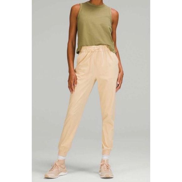 LULULEMON • Prosecco Stretch High-Rise Joggers - Picture 16 of 16